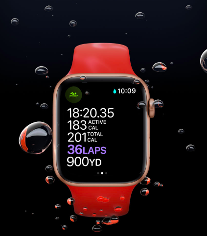 Apple watch Series 6 underwater showing lap count